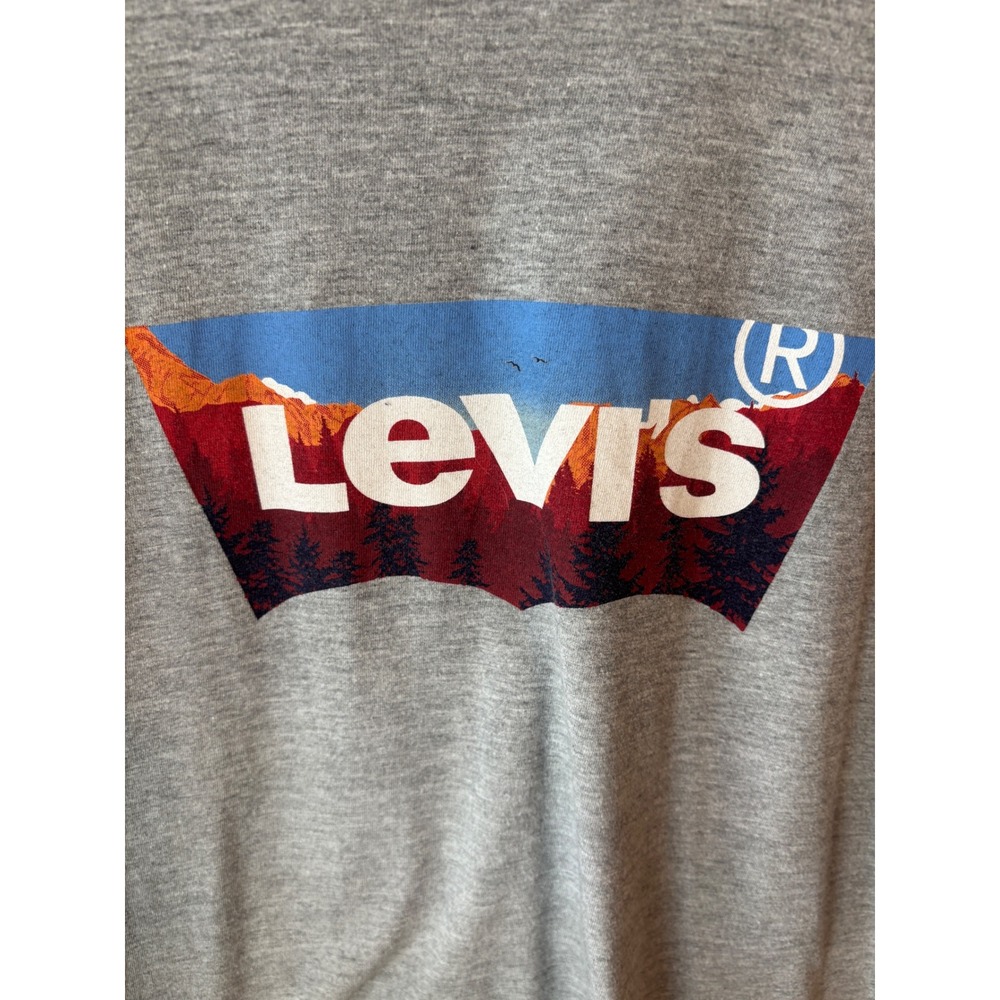 Levis Mens Graphic T-Shirt Heather Grey Batwing Landscape Logo XL